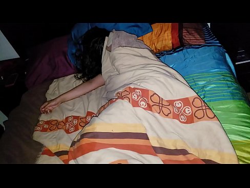 ❤️ Stepson berating sua jovem madrasta enquanto ela dorme. ❤️❌ Porno porno em pt-br.javarchive.top ❌️❤